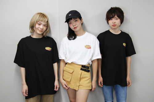 SHISHAMO 松岡彩デザインTシャツ - ミュージシャン